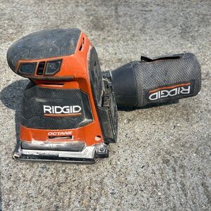 RIDGID 18V Brushless 3-speed 1/4 Sheet Sander R86064